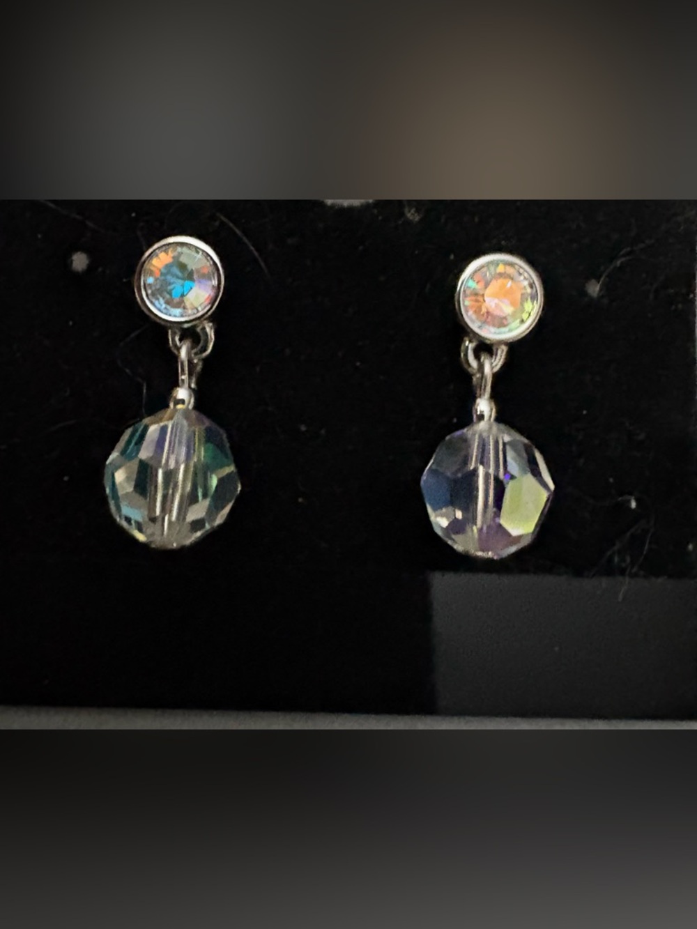 Swarovski Crystal Swan Signed VTG Silver Tone Faceted Bead Dangle Earrings - Picture 1 of 6